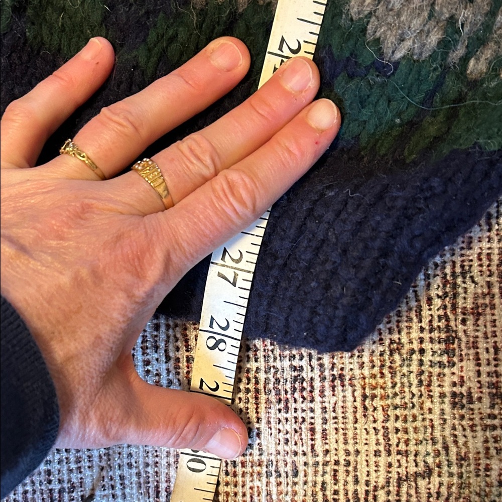 Men's Multicolor Patterned Sweater - Picture 4 of 7